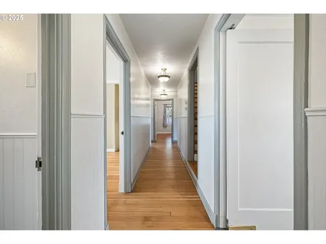 1115 S 6th Street Cottage Grove OR 97424
