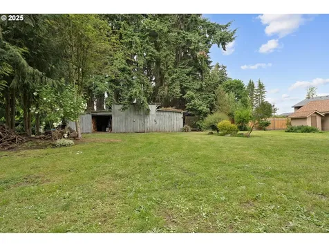 1735 Pine Street Silverton OR 97381