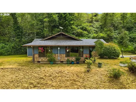 93266 Beaver Creek Lane Coos Bay OR 97420