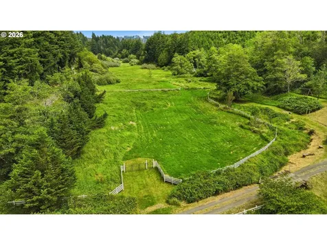 93266 Beaver Creek Lane Coos Bay OR 97420