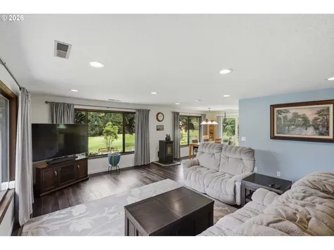 93266 Beaver Creek Lane Coos Bay OR 97420