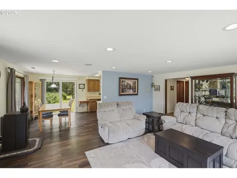 93266 Beaver Creek Lane Coos Bay OR 97420