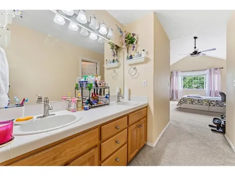 355 NE Saint Jean Place Hillsboro OR 97124