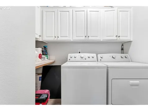 355 NE Saint Jean Place Hillsboro OR 97124