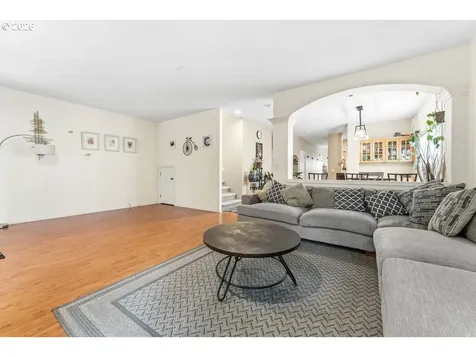 355 NE Saint Jean Place Hillsboro OR 97124