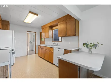 56895 Columbia River Highway Warren OR 97053