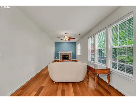 924 NE 73rd Avenue Hillsboro OR 97124