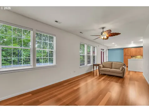 924 NE 73rd Avenue Hillsboro OR 97124