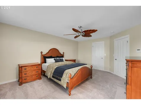 924 NE 73rd Avenue Hillsboro OR 97124