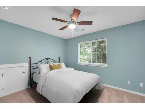 924 NE 73rd Avenue Hillsboro OR 97124