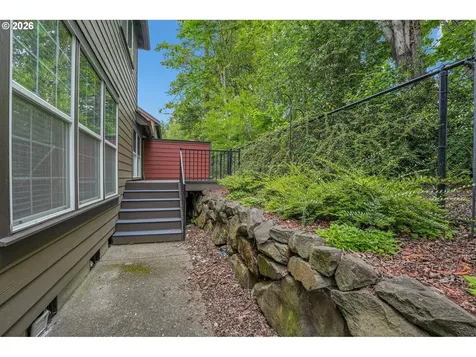 924 NE 73rd Avenue Hillsboro OR 97124