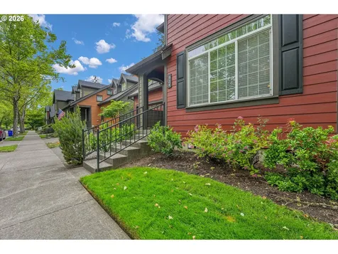 924 NE 73rd Avenue Hillsboro OR 97124
