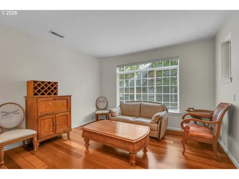 924 NE 73rd Avenue Hillsboro OR 97124