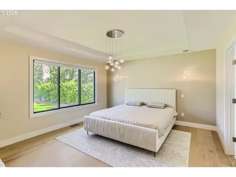 6090 Carman Drive Lake Oswego OR 97035