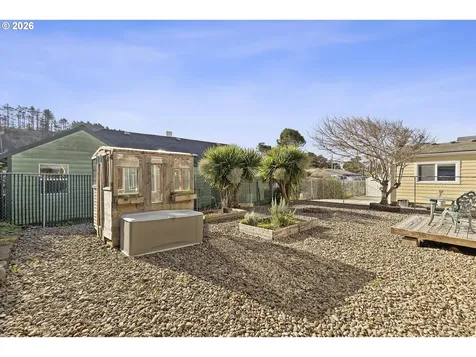 333 NW 58th Street Newport OR 97365