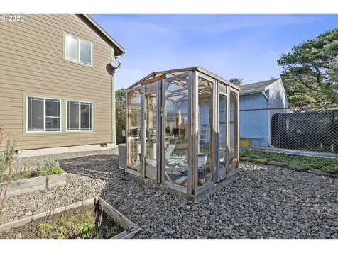 333 NW 58th Street Newport OR 97365