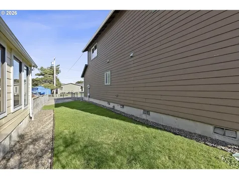 333 NW 58th Street Newport OR 97365