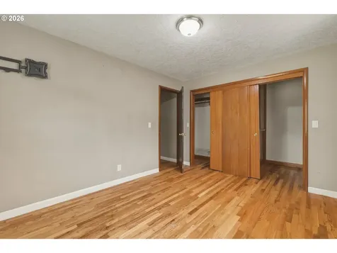 1515 NE 118th Avenue Portland OR 97220