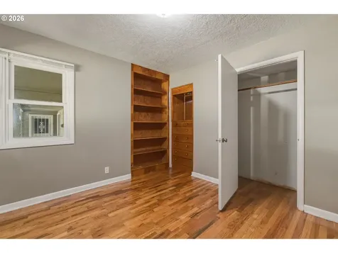 1515 NE 118th Avenue Portland OR 97220