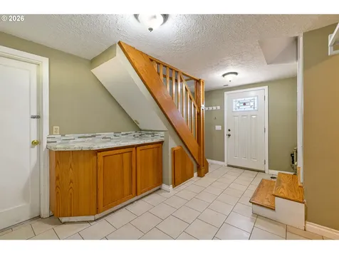 1515 NE 118th Avenue Portland OR 97220