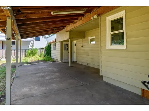 1515 NE 118th Avenue Portland OR 97220