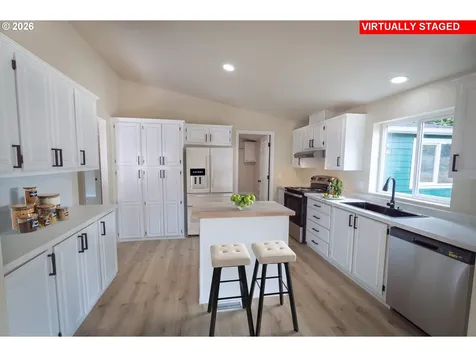 1038 Hillside Drive Cottage Grove OR 97424