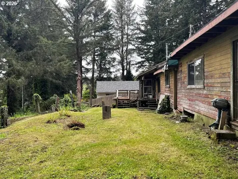 83027 Siltcoos Station Road Westlake OR 97493