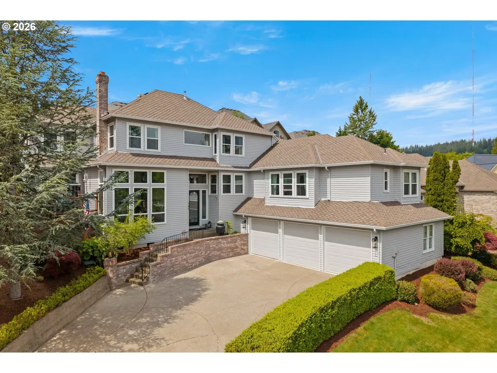 745 SW 67th Place Portland OR 97225