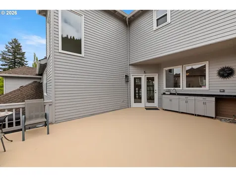 745 SW 67th Place Portland OR 97225