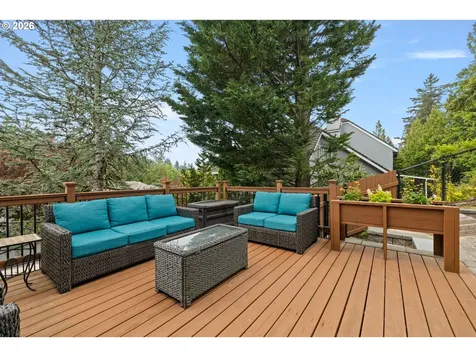 745 SW 67th Place Portland OR 97225