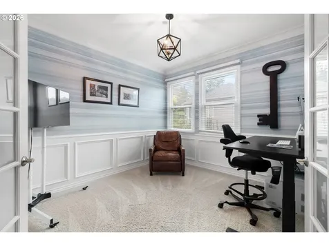 745 SW 67th Place Portland OR 97225