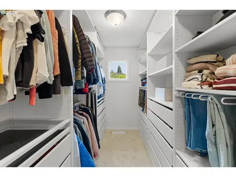 745 SW 67th Place Portland OR 97225