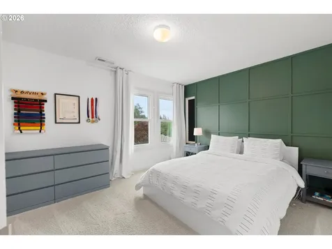 745 SW 67th Place Portland OR 97225