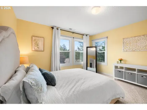 745 SW 67th Place Portland OR 97225