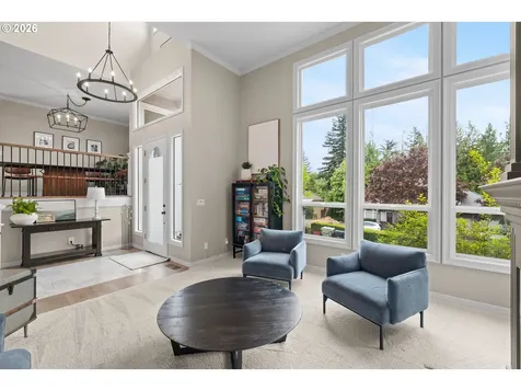 745 SW 67th Place Portland OR 97225