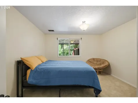 3910 SE El Camino Drive Gresham OR 97080