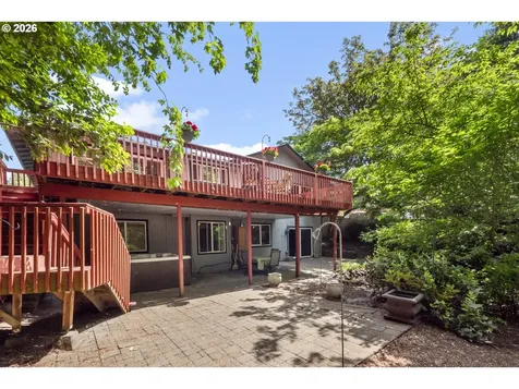 3910 SE El Camino Drive Gresham OR 97080