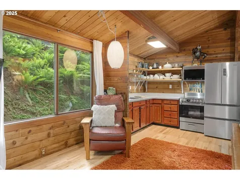 10251 Ridgview Terrace Birkenfeld OR 97016