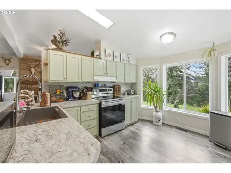 78783 Sears Road Cottage Grove OR 97424
