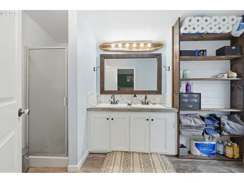 78783 Sears Road Cottage Grove OR 97424