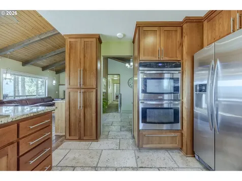 38289 Harolds Road Dexter OR 97431