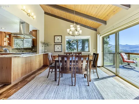38289 Harolds Road Dexter OR 97431