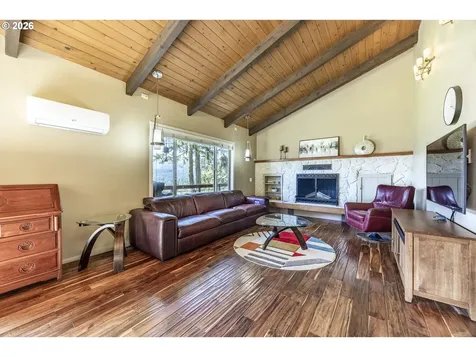 38289 Harolds Road Dexter OR 97431