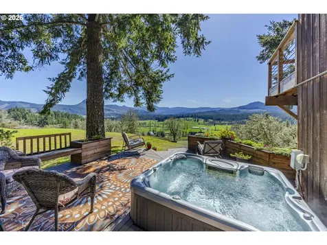38289 Harolds Road Dexter OR 97431