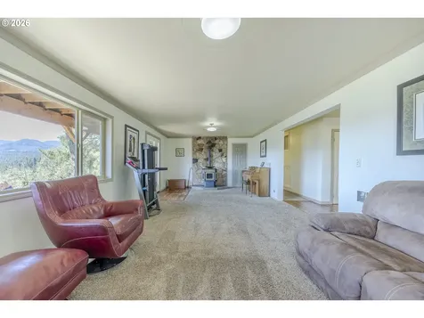 38289 Harolds Road Dexter OR 97431