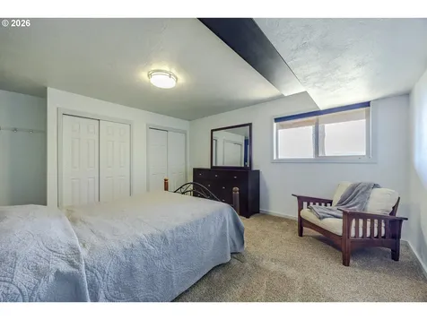 38289 Harolds Road Dexter OR 97431
