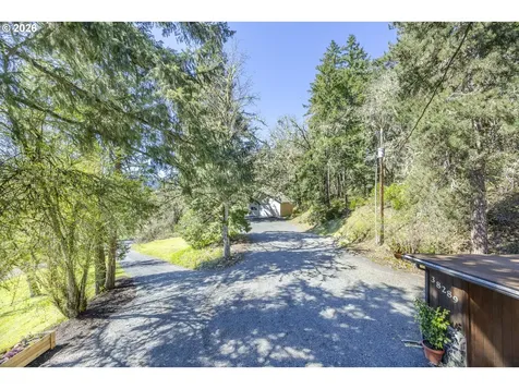 38289 Harolds Road Dexter OR 97431