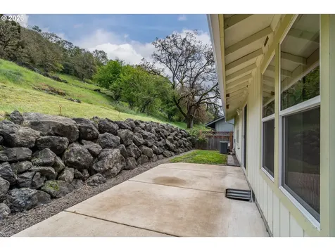 4509 Ridenour Street Roseburg OR 97470