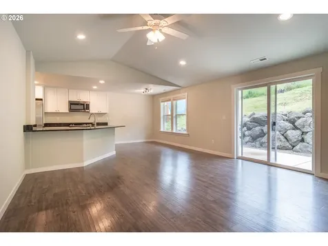 4509 Ridenour Street Roseburg OR 97470