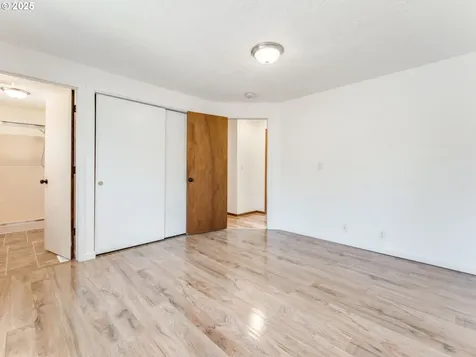 229 SW 22nd Street Troutdale OR 97060